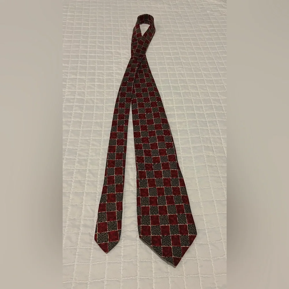 Bolgheri Men’s Vintage Red & Black Checkered Necktie, 100%Silk Made in Italy. - Picture 1 of 3